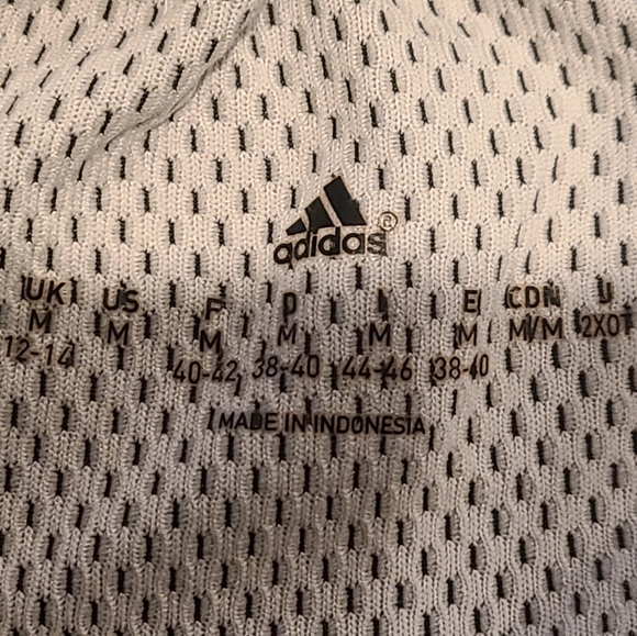 🏷3/$15🏷 Adidas Active Shorts with Lining - Medium - Picture 4 of 6